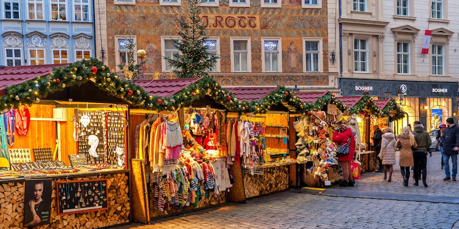 8 Reasons to Take a Christmas Markets Cruise
