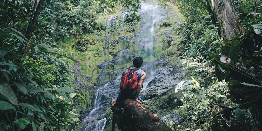 Hiking in Trinidad (Photo: Brendan Delzin/Shutterstock.com)