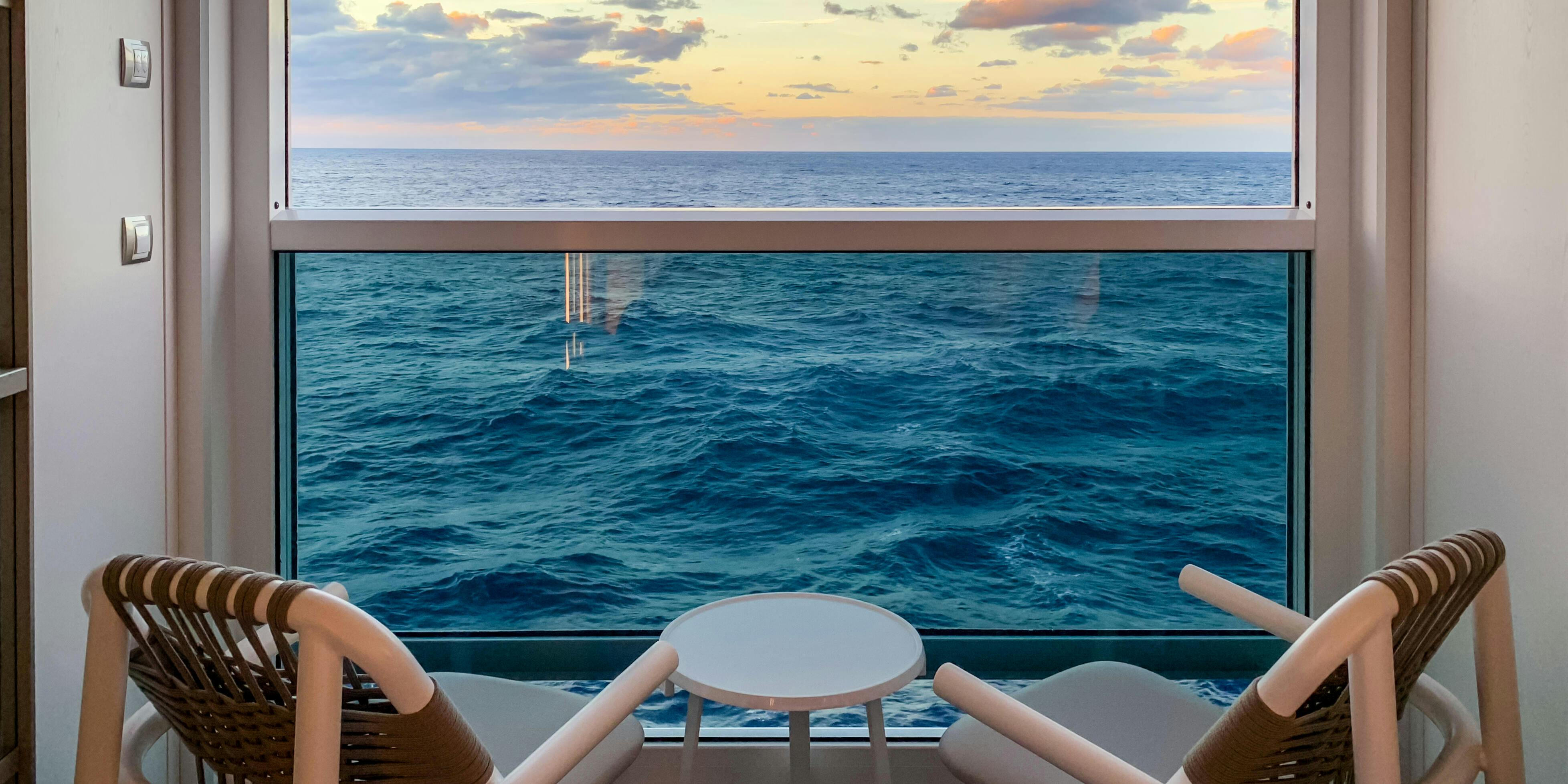 10 Things not to do on a cruise ship balcony