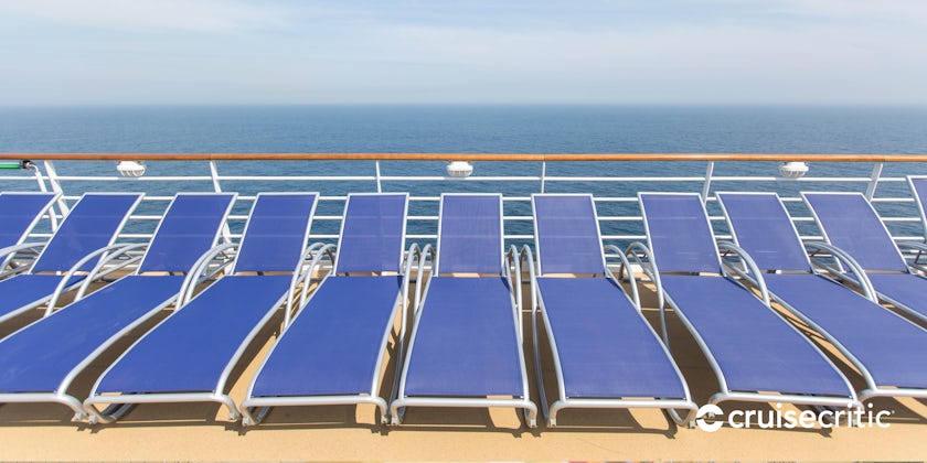 Zoom Background: Sky Deck on Harmony of the Seas (Photo: Cruise Critic)