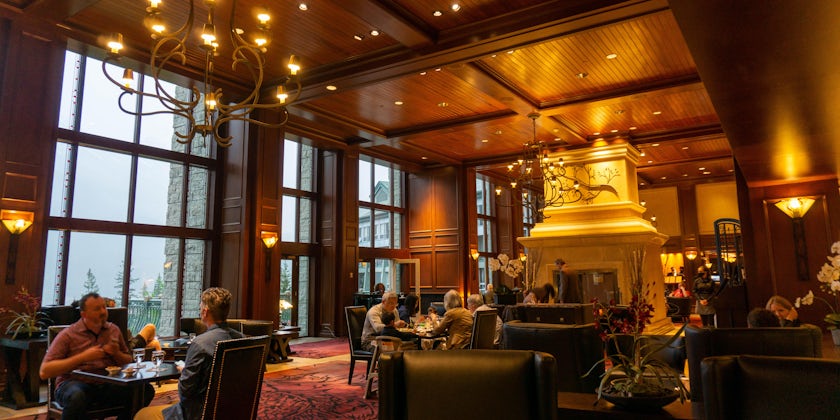 Interior of The Larkspur Lounge at The Rimrock Resort Hotel during Covid reopening