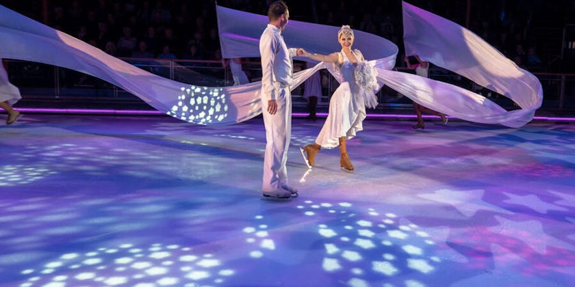 Ice Show on Adventure of the Seas (Photo: twangster/Cruise Critic member)