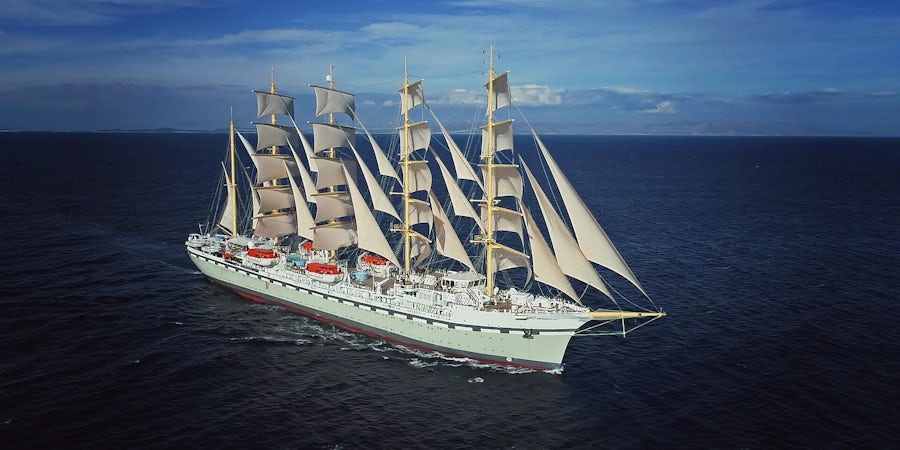 Tradewinds Ship Arrested in Dover at Request of Star Clippers
