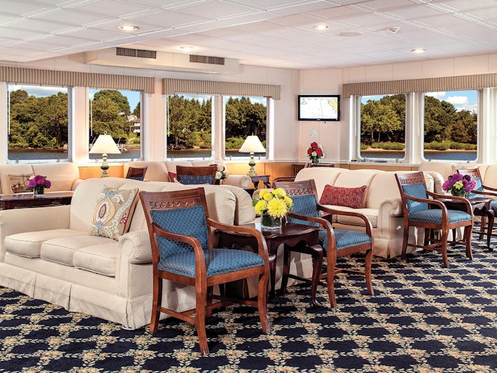 American Cruise Lines lounge (Photo/American Cruise Lines) 