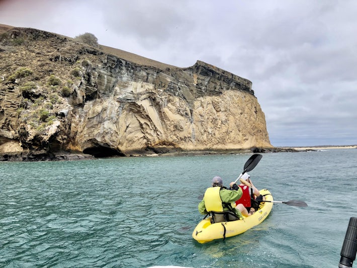 Kayaking in the Galapagos (Photo/Chris Gray Faust) 