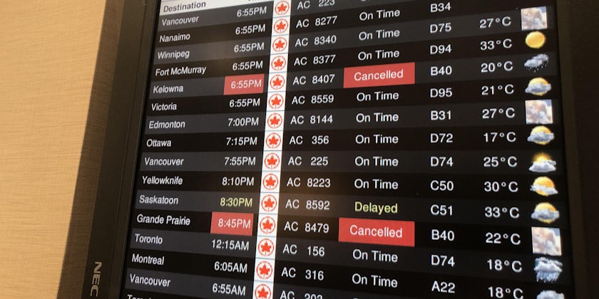 Air Canada departures board (Photo: Aaron Saunders)