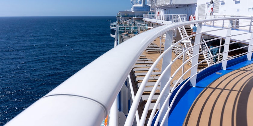 We weren't fans of the all-white railings aboard Discovery Princess (Photo: Aaron Saunders)