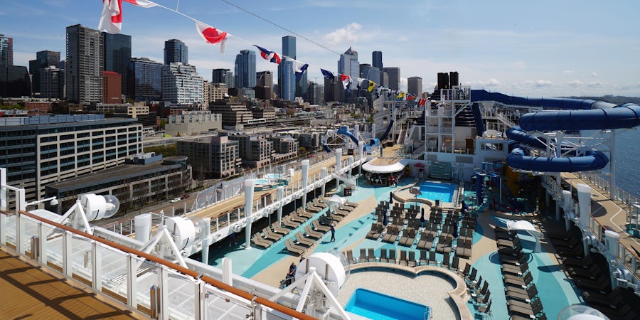 Alaska's First Full Cruise Season Since 2019 Kicks Off with NCL's Norwegian Bliss