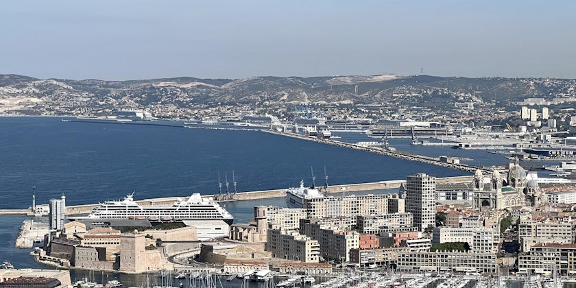 Marseilles with Azamara Onward in the background. (Photo: Chris Gray Faust)