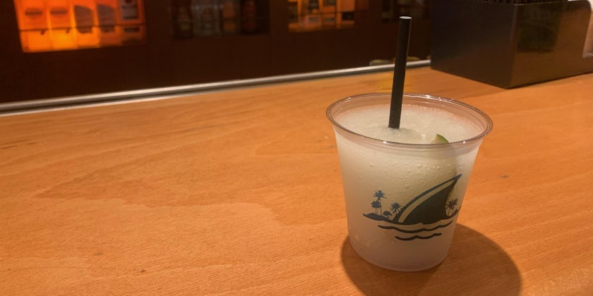 Drink on Margaritaville at Sea Paradise (Photo/Jorge Oliver)