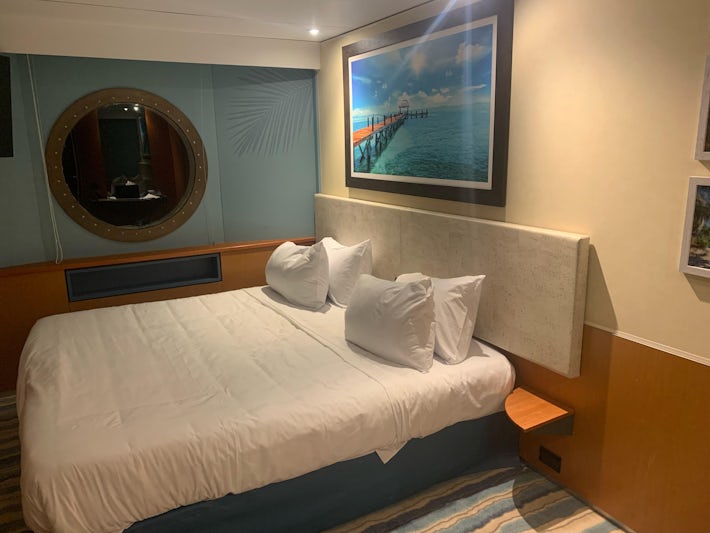 Margaritaville at Sea Paradise Cruise Expert Review (2023)