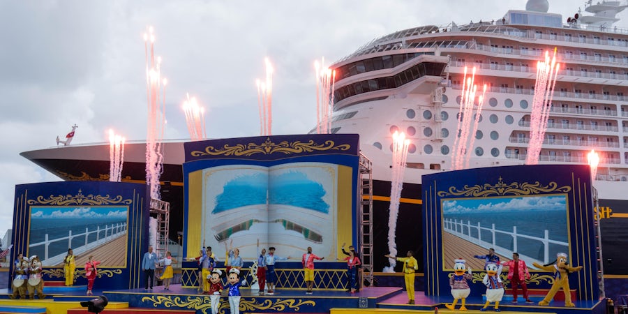 6 WOW Moments Aboard the Newest Disney Cruise Ship, Disney Wish 