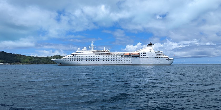 Star Breeze sits anchored in French Polynesia. (Photo: Colleen McDaniel)