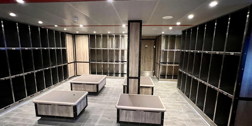 The Landing mud room aboard Seabourn Venture (Photo: Chris Gray Faust)