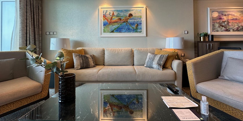 Royal Caribbean Wonder of the Seas Owner's Suite Living Room