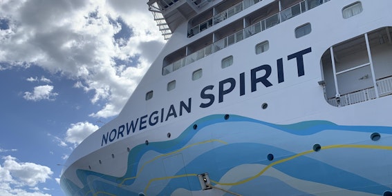 Norwegian Spirit (Photo: Adam Coulter)