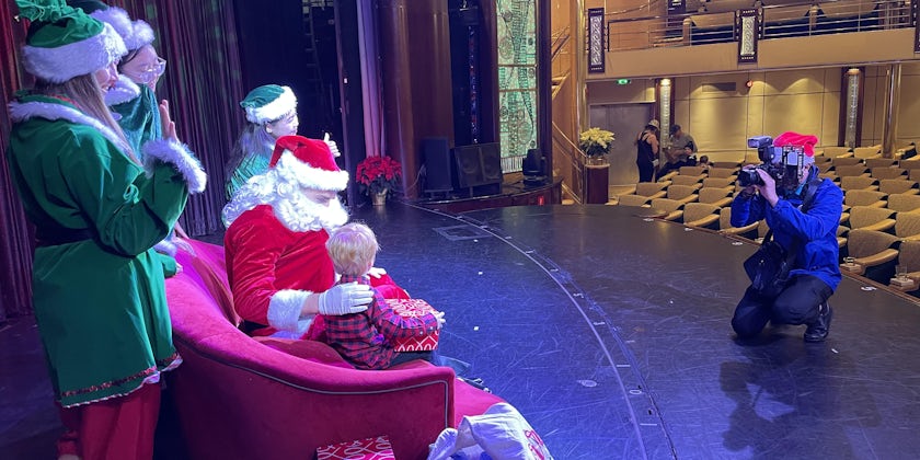 Santa on a holiday cruise on Enchantment of the Seas (Photo/Alison Fox)