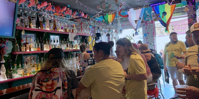 Golden Fans at Sea in 22&Co Bar in Key West