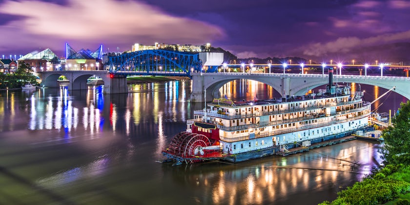 Delta Queen in Chattanooga, Tennessee (Photo: Sean Pavone/Shutterstock)