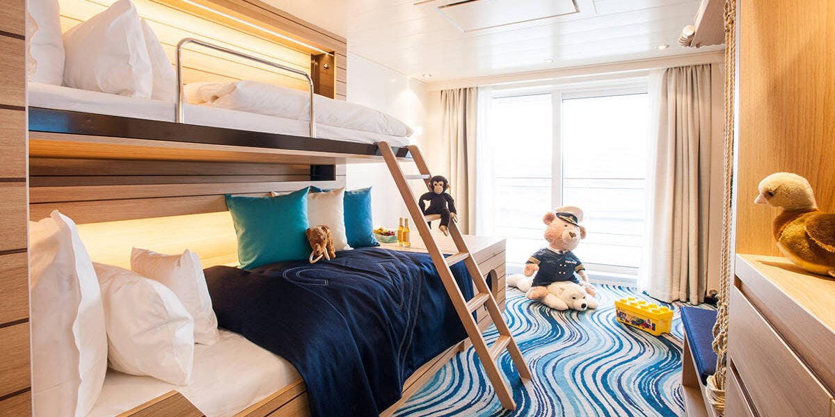 8 Essential Tips for Taking a Luxury Cruise With Kids