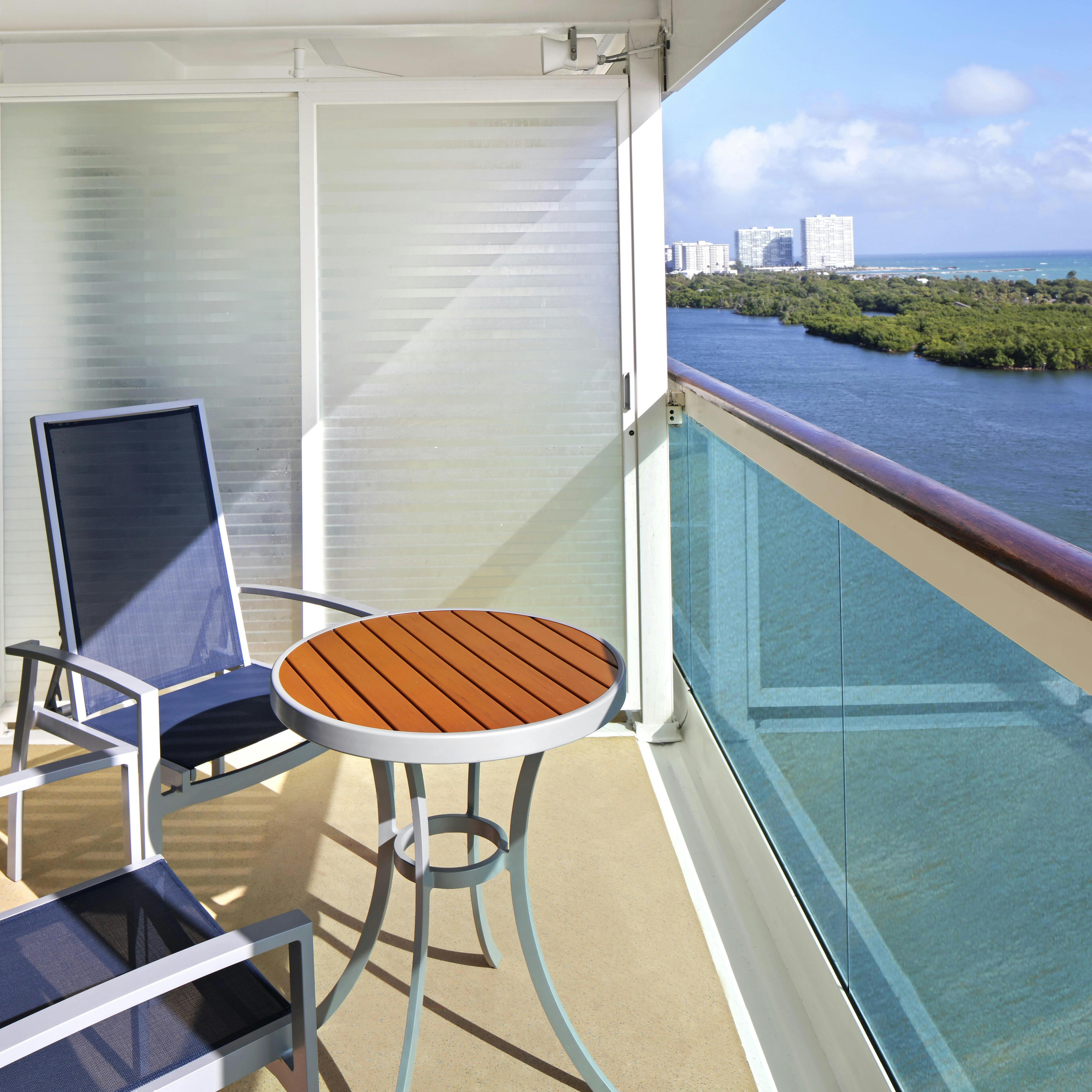 Oceanview vs. balcony cabins