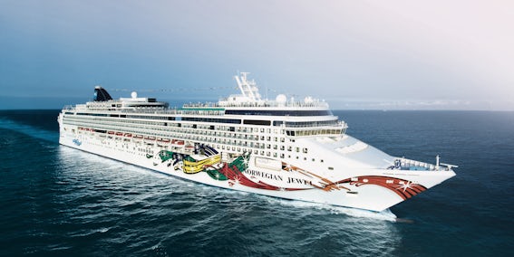 cruises in late december 2023