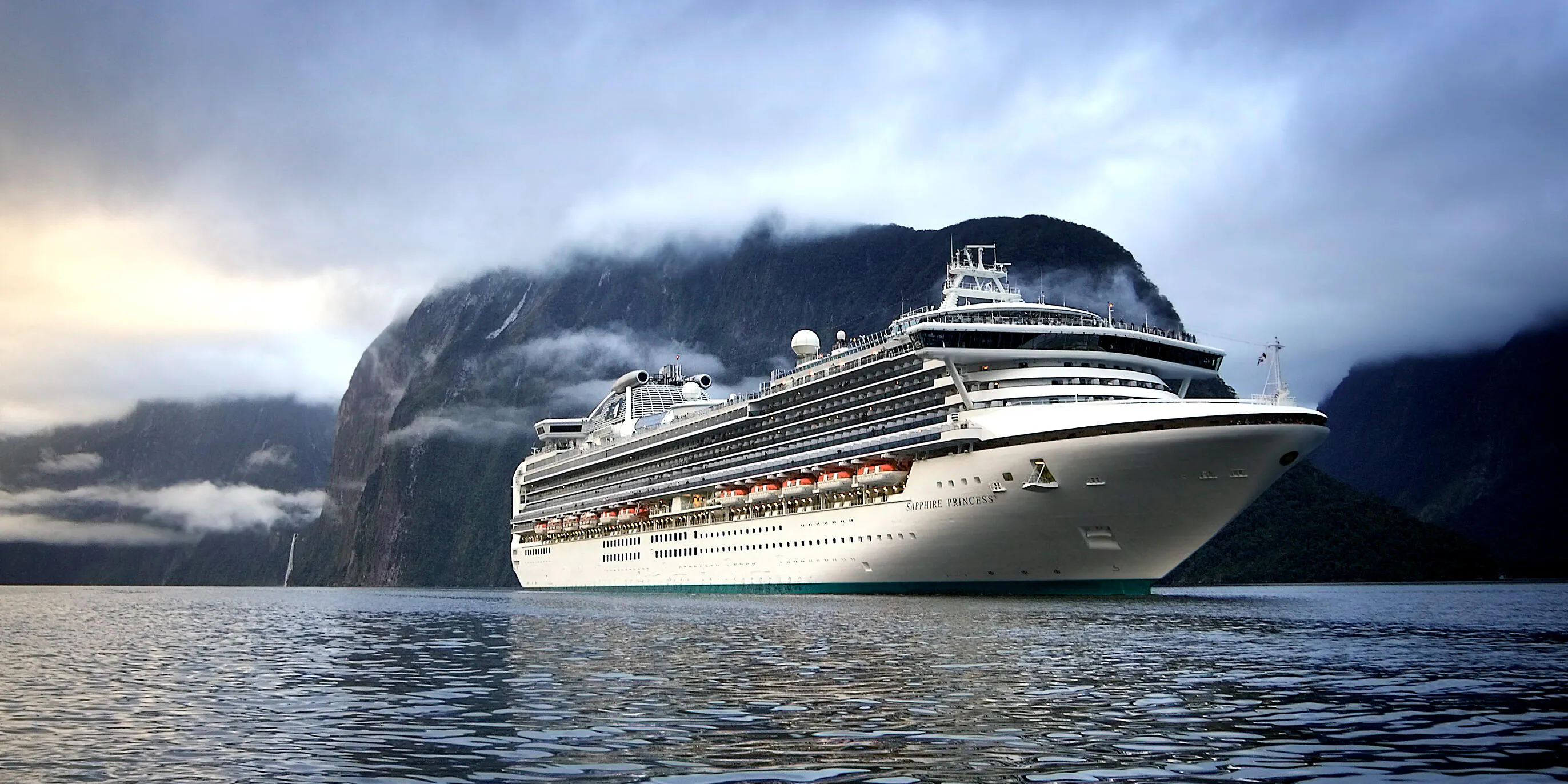 Compare 8 Best Cruise Ships In The Canary Islands