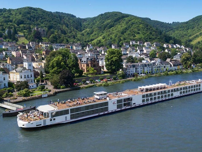 Viking Njord Cruise: Expert Review (2023)