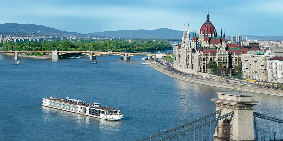 Viking Tialfi Near The Hungarian Parliament (Photo: Viking River Cruises) Viking Tialfi Near The Hungarian Parliament (Photo: Viking River Cruises)
