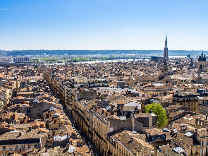 Bordeaux (Photo:marcociannarel/Shutterstock)