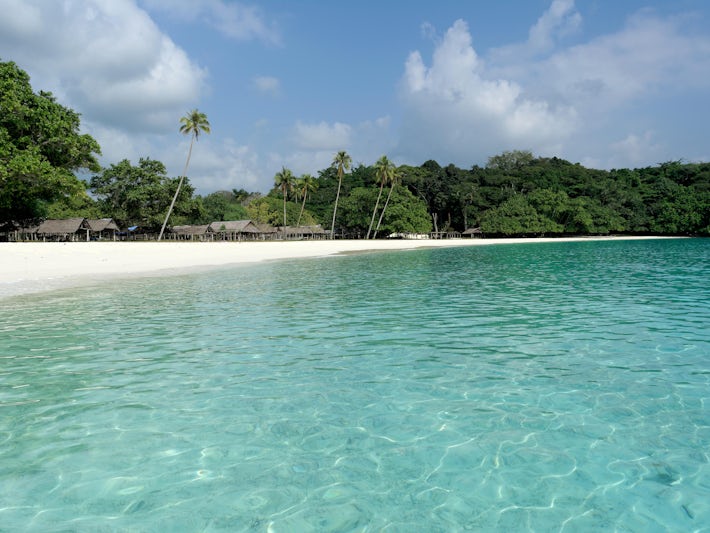 Champagne Bay (Vanuatu) (Photo:Bart Brouwer/Shutterstock)
