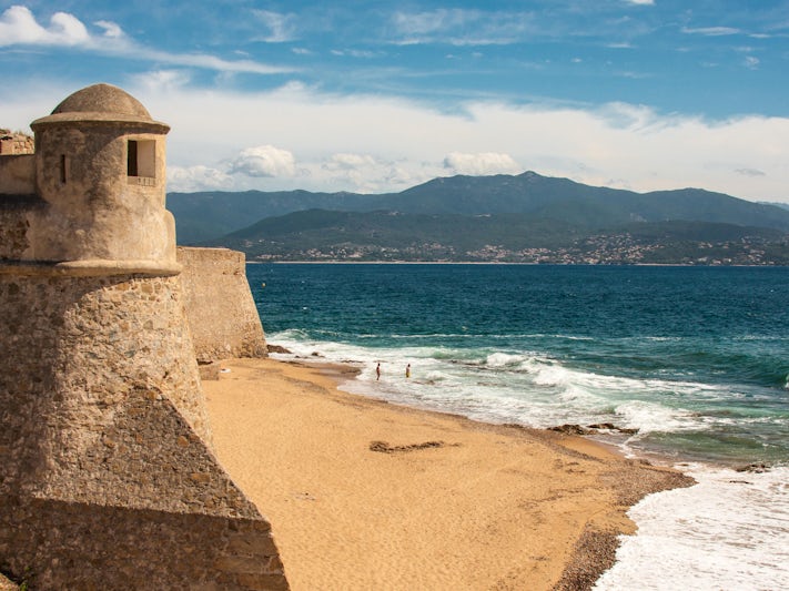 Corsica (Ajaccio) (Photo:Gerardo Borbolla/Shutterstock)