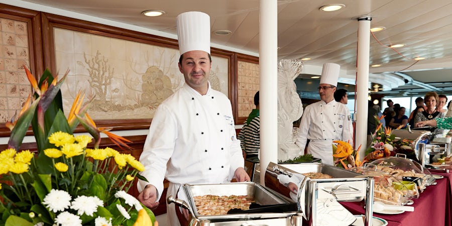 7 Times You Shouldn't Tip on a Cruise