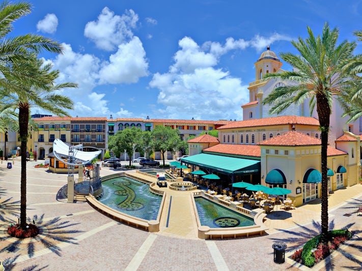 Port of Palm Beach (Photo:Sean Pavone/Shutterstock)