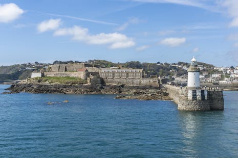 Cruise Pleinmont to Jerbourg, Guernsey port