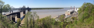 riverboat cruise vicksburg ms