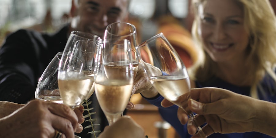 P&O Cruises Launches New Drinks Packages