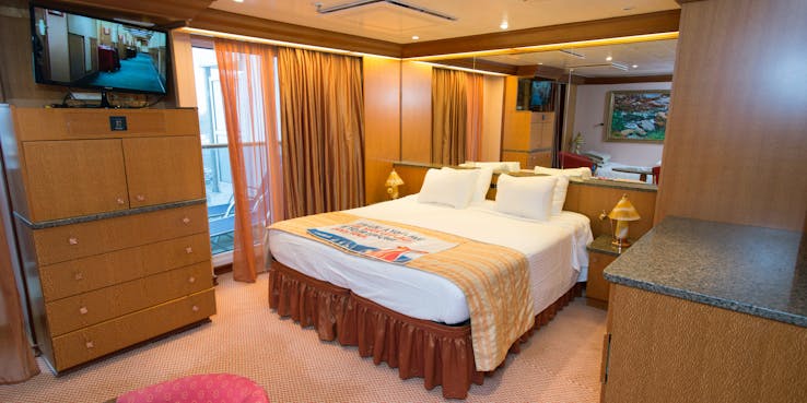 Carnival Miracle Premium Balcony Vs Extended - Image Balcony and Attic