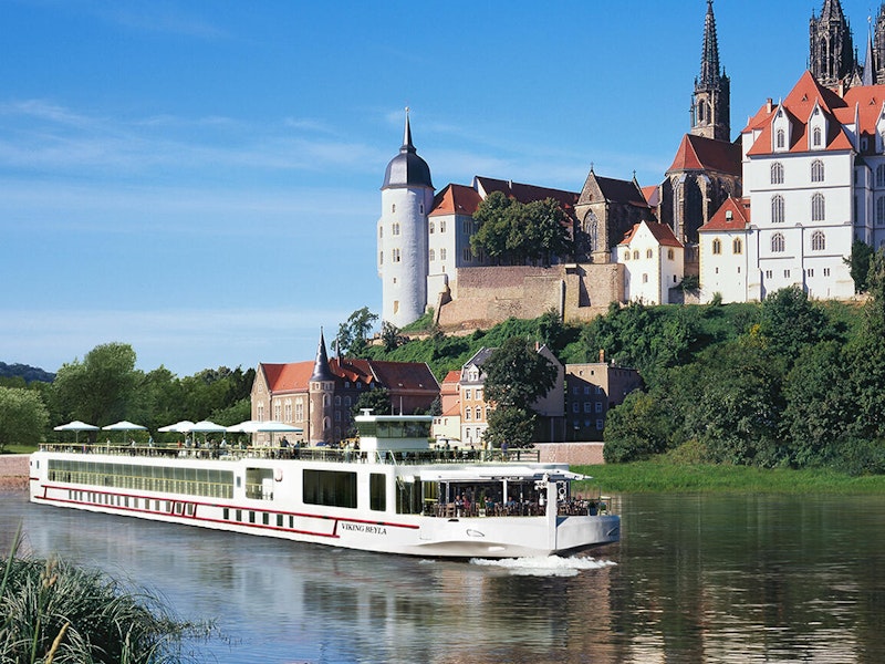 river cruise news today