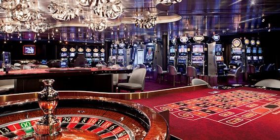 Nieuw Amsterdam Casino (Photo: Holland America) 