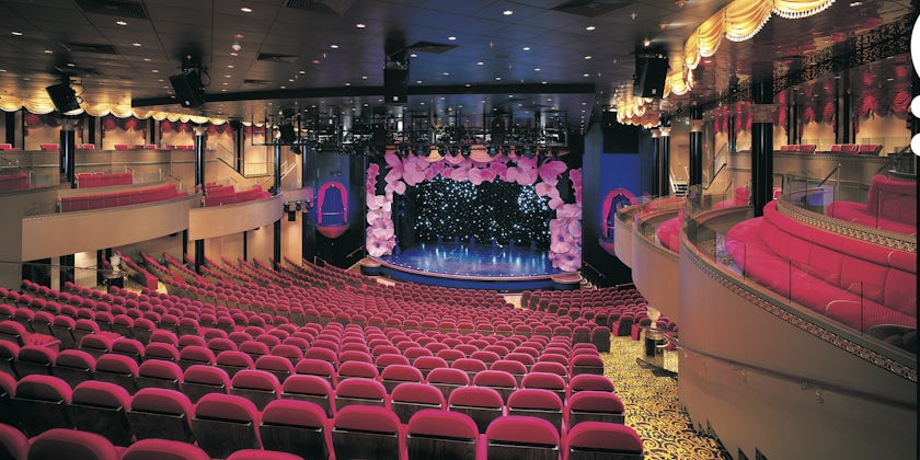 Norwegian Stars Theater (Photo: Norwegian Cruise Line)