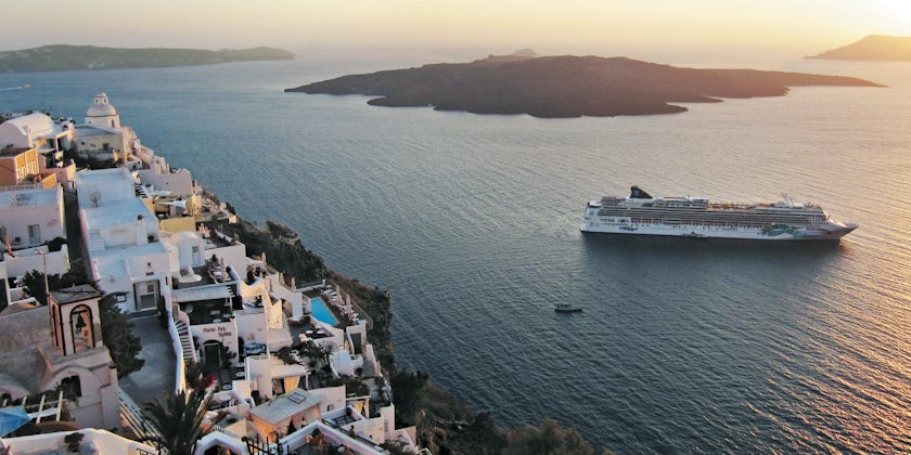 Cruise ship in the Mediterranean (Photo: Norwegian Cruise Line)