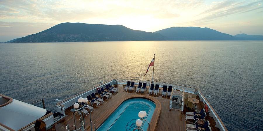 Live From SeaDream Yacht Club: Six Reasons Why a Luxury Cruise Is Perfect For Thanksgiving