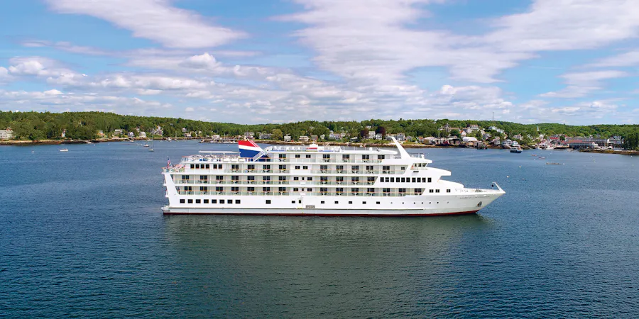The Best Small Ship Alaska Cruise Lines You Must Know The Emerald Cruise Ship The Best Small Ship Alaska Cruise Lines You Must Know The Emerald Cruise Ship