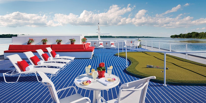 The Sun Deck on American Constellation (Photo: American Cruise Lines)