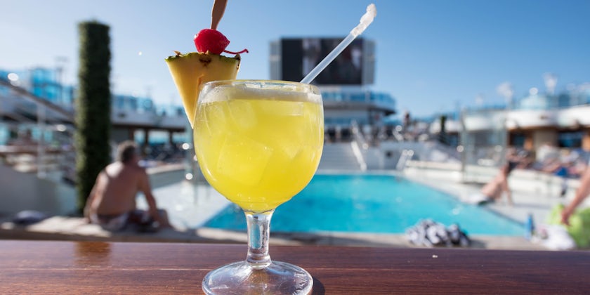 Enjoying a drink by the pool (Photo: Cruise Critic)
