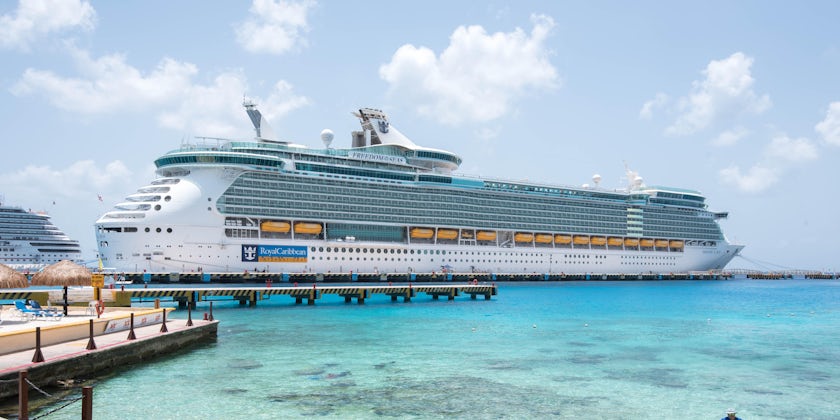 Freedom of the Seas in Cozumel (Photo: Cruise Critic)