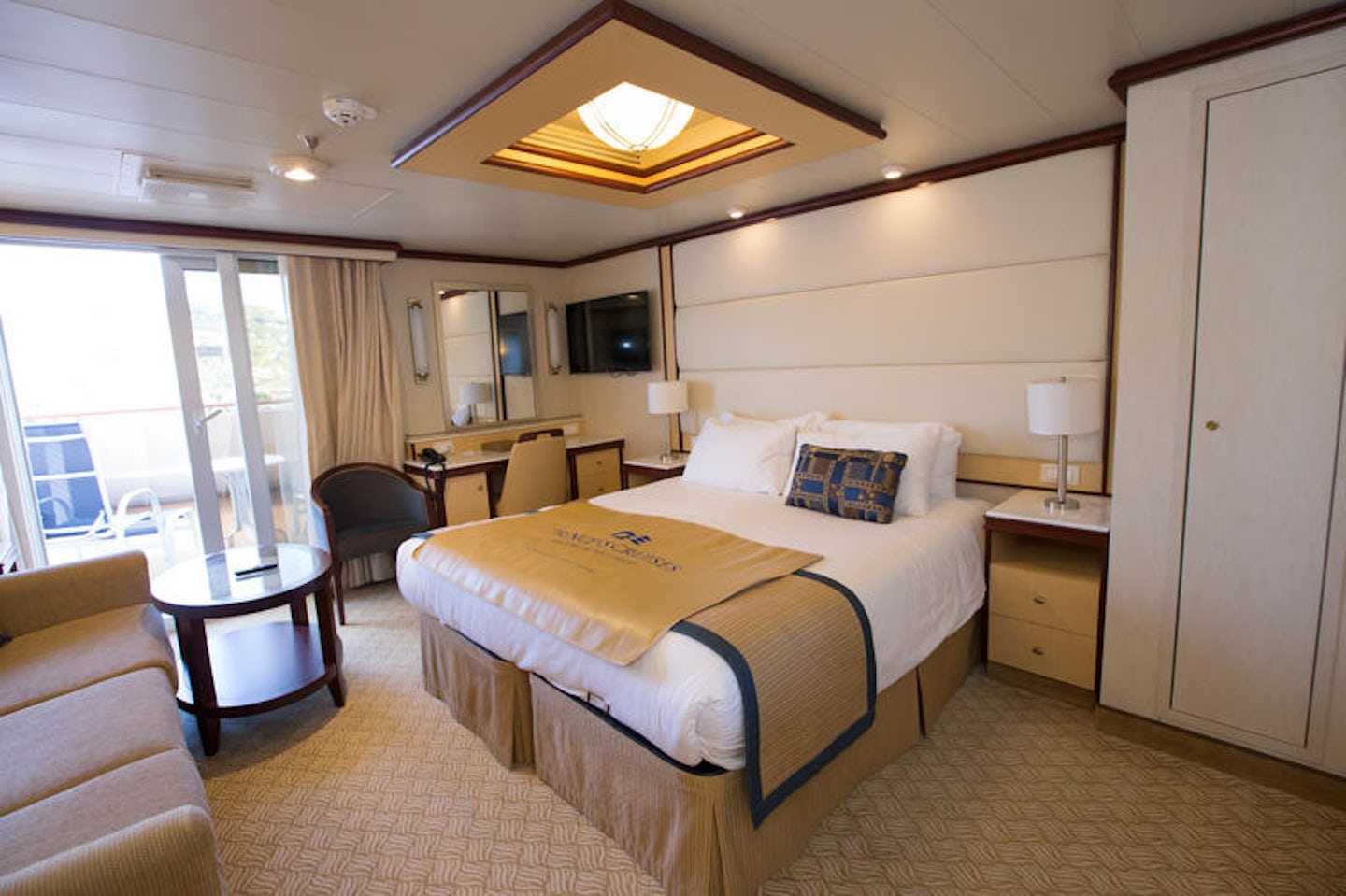 princess cruise ship mini suite