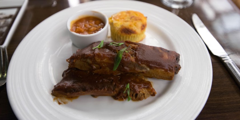 Barbecued St. Louis spare ribs at American Feast on Carnival Pride (Photo: Cruise Critic)