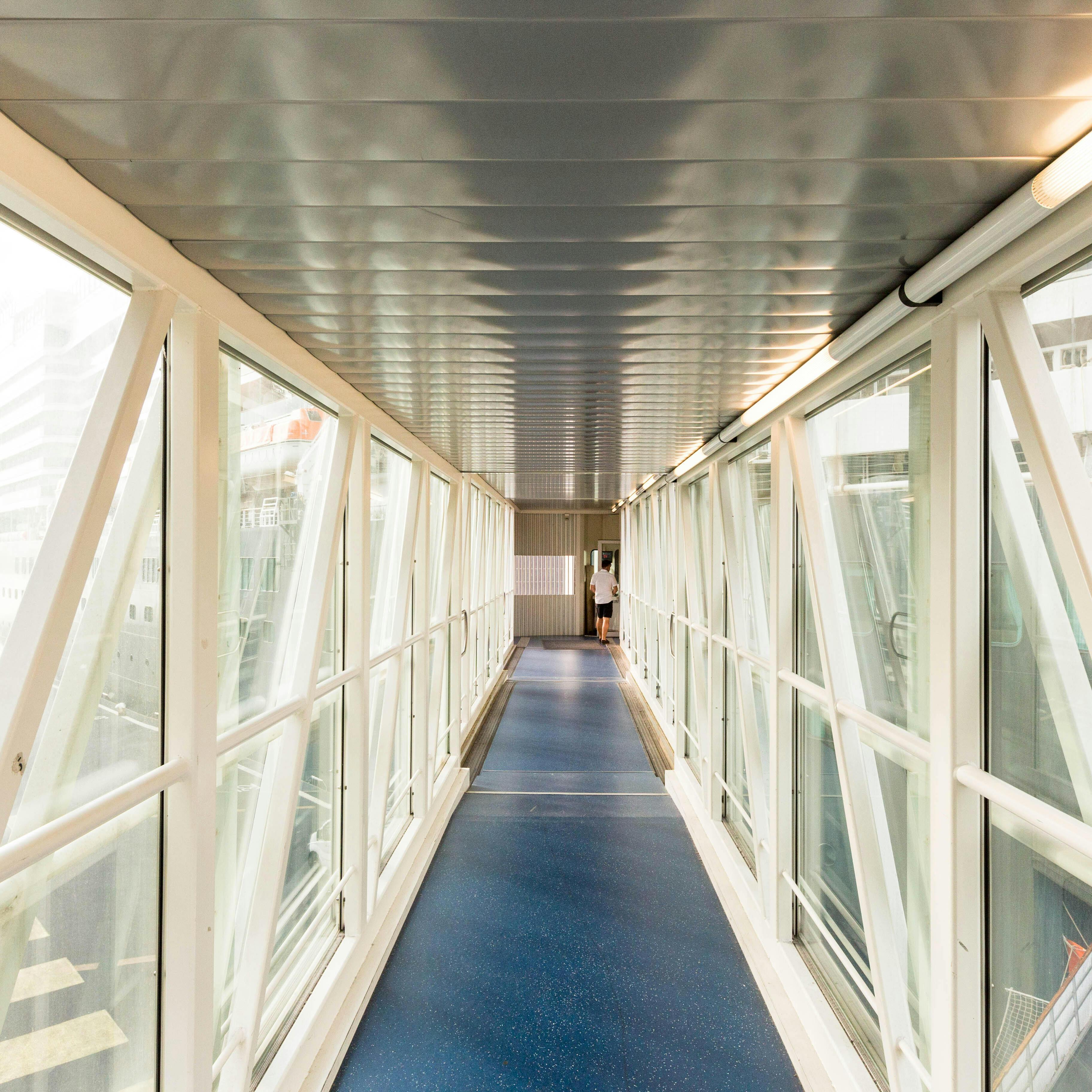 6 Simple ways to speed up embarkation